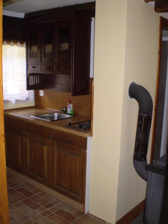 Apartments Iza Na Trem Cigoc ภายนอก รูปภาพ